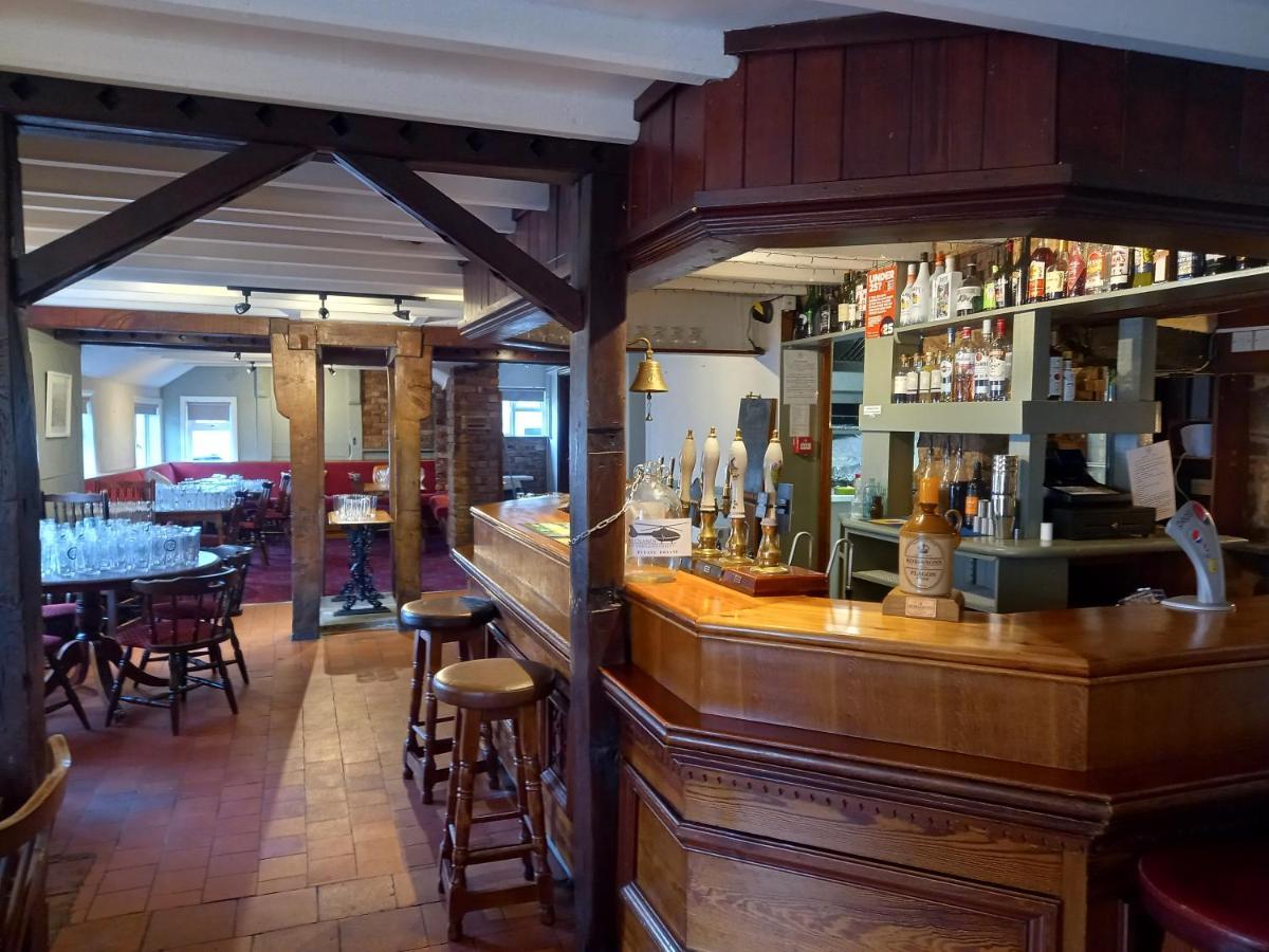 The Crown Inn Wentnor Екстериор снимка