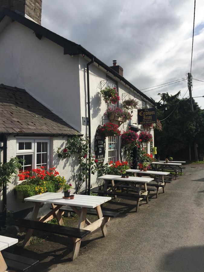The Crown Inn Wentnor Екстериор снимка